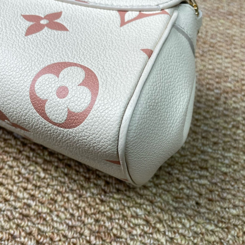 Louis Vuitton Favorite Monogram Empreinte Giant White Pink