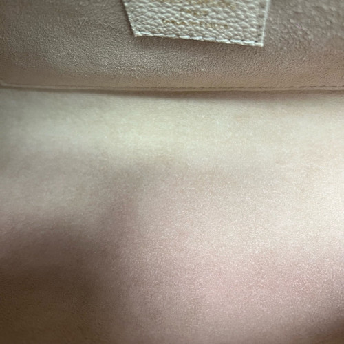 Louis Vuitton Favorite Monogram Empreinte Giant White Pink