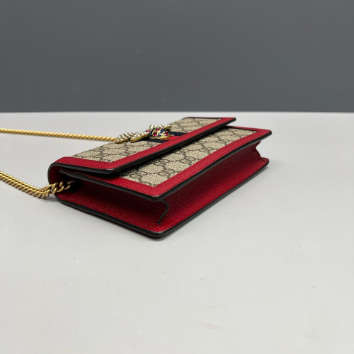 Gucci Queen Margaret Chain Wallet GG Supreme Monogram Beige Red Green Gucci Queen Margaret Chain Wallet GG Supreme Monogram Beige Red Green