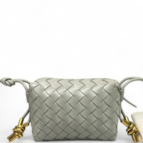 Bottega Veneta Loop Top Handle Camera Bag Calfskin Intrecciato Light Grey Bottega Veneta Loop Top Handle Camera Bag Calfskin Intrecciato Light Grey