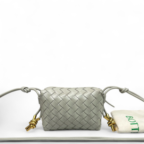 Bottega Veneta Loop Top Handle Camera Bag Calfskin Intrecciato Light Grey Bottega Veneta Loop Top Handle Camera Bag Calfskin Intrecciato Light Grey