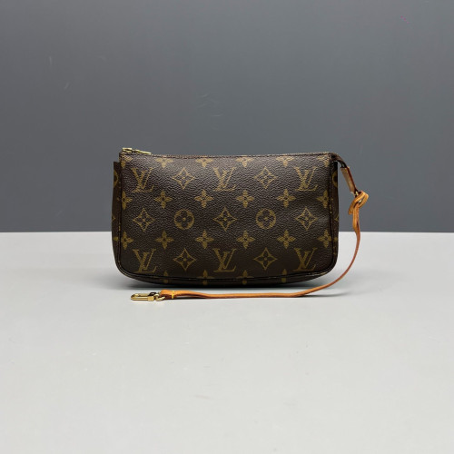 Louis Vuitton Pochette Accessories 22 Monogram Brown
