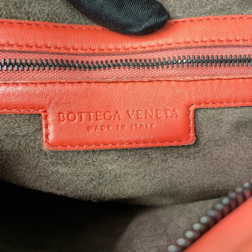 Bottega Veneta Large Belly Hobo Intrecciato Nappa Orange