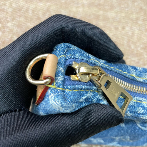 Louis Vuitton Pochette Valley Denim Monogram Blue