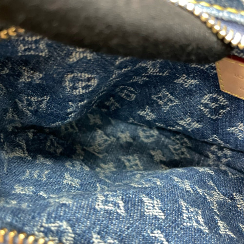 Louis Vuitton Pochette Valley Denim Monogram Blue