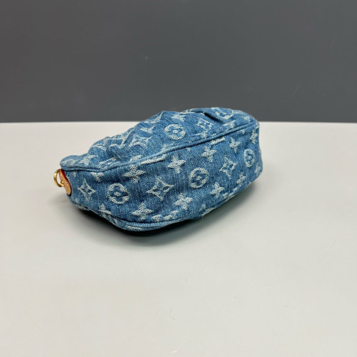 Louis Vuitton Pochette Valley Denim Monogram Blue