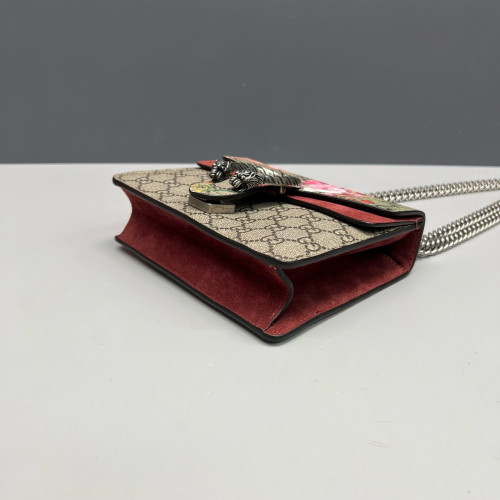 Gucci Mini Dionysus GG Supreme Monogram Blooms Red