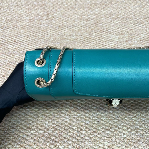 Bvlgari Large Serpenti Forever Shoulder Bag Calfskin Green