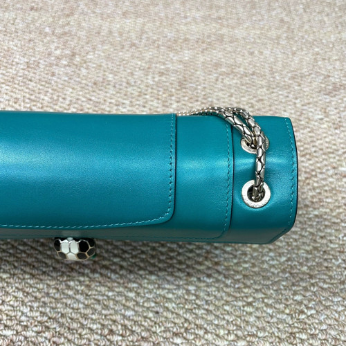 Bvlgari Large Serpenti Forever Shoulder Bag Calfskin Green