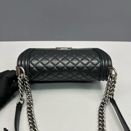 Chanel Quilted Medium Boy Flap Calfskin Black