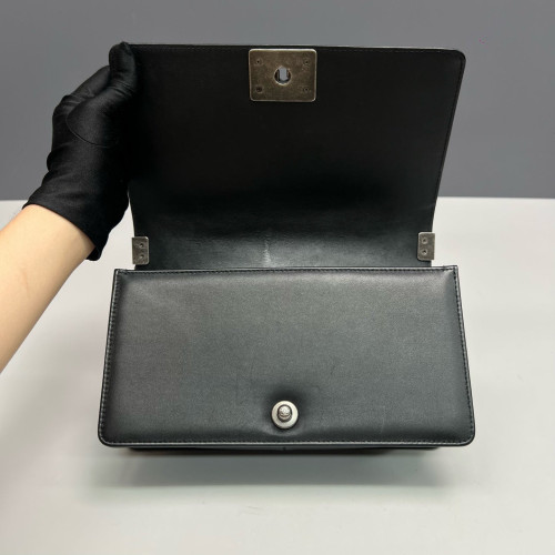 Chanel Quilted Medium Boy Flap Calfskin Black