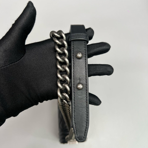 Chanel Quilted Medium Boy Flap Calfskin Black