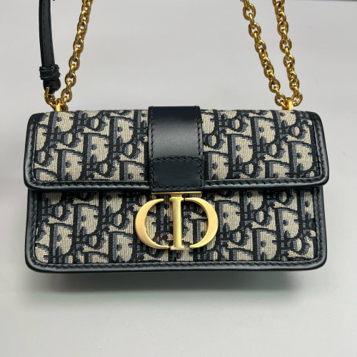 Dior 30 Montaigne East-Wast Bag Oblique Navy Beige Black