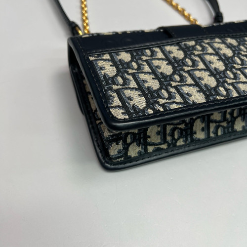 Dior 30 Montaigne East-Wast Bag Oblique Navy Beige Black