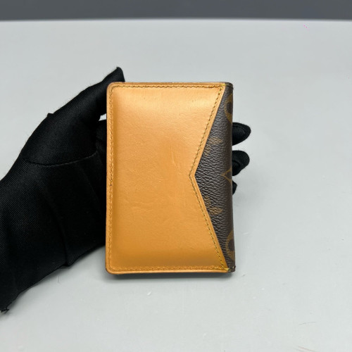 Louis Vuitton Card Holder Monogram Brown