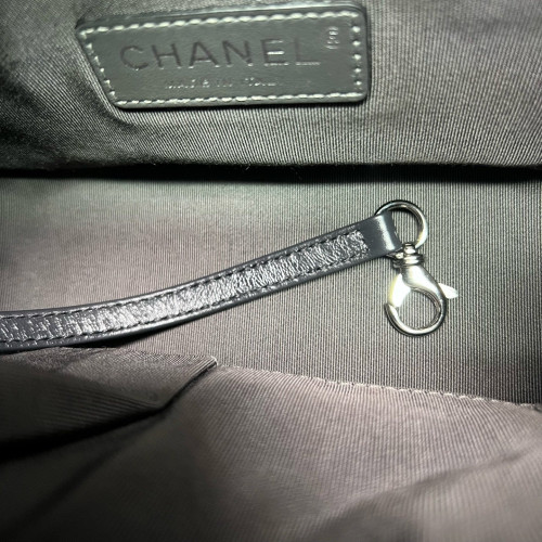 Chanel Small Gabrielle Hobo Tweed Black