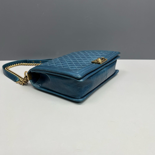 Chanel Quilted Large Boy Flap Pull Up Leather Blue Chanel Quilted Large Boy Flap Pull Up Leather Blue