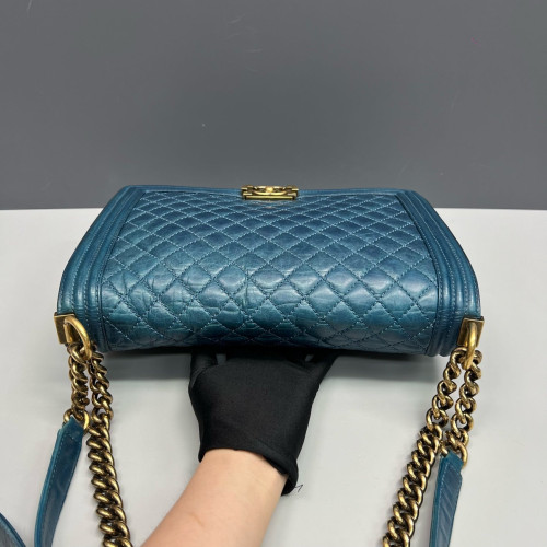 Chanel Quilted Large Boy Flap Pull Up Leather Blue Chanel Quilted Large Boy Flap Pull Up Leather Blue