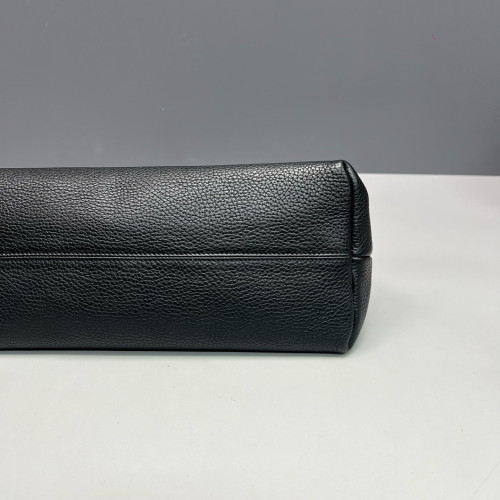 Burberry Tote Bag Grained Calfskin Black Burberry Tote Bag Grained Calfskin Black