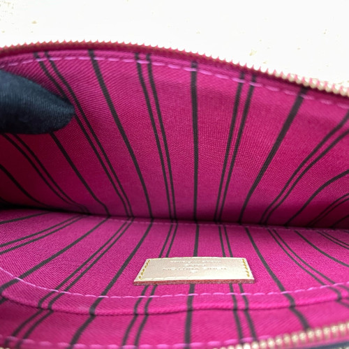 Louis Vuitton Neverfull MM Monogram Fuchsia Brown