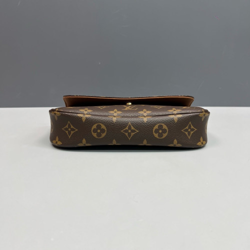 Louis Vuitton Ivy Wallet On Chain Monogram Brown