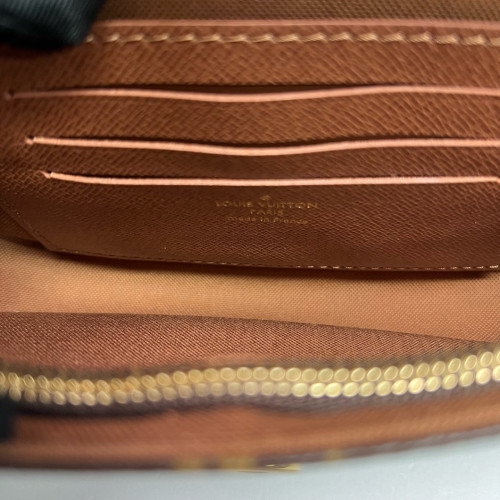Louis Vuitton Ivy Wallet On Chain Monogram Brown