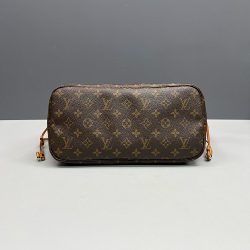 Louis Vuitton Neverfull MM Monogram Magenta Brown