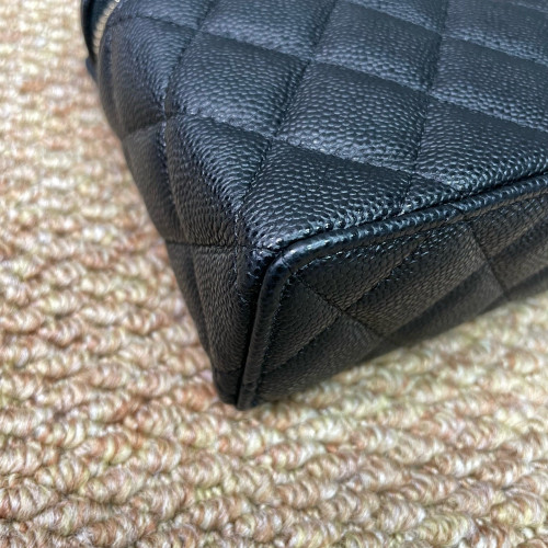Chanel Quilted Top Handle Slim Vanity Case With Chain Grained Calfskin Black