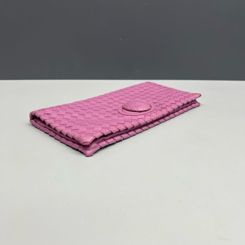 Bottega Veneta Clutch Calfskin Intrecciato Pink
