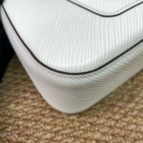 Louis Vuitton Marelle Handbag Epi White