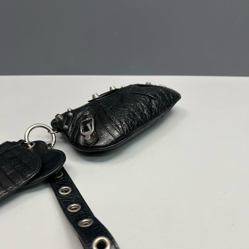 Balenciaga City Clutch Arena Lambskin Black