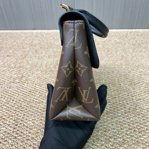 Louis Vuitton Locky BB Monogram Brown