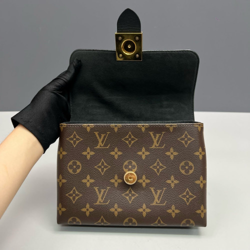 Louis Vuitton Locky BB Monogram Brown