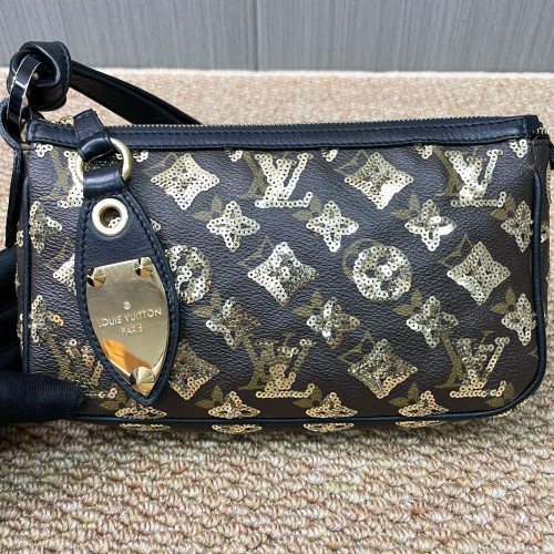Louis Vuitton Pochette Accessories 22 Monogram Sequin Brown
