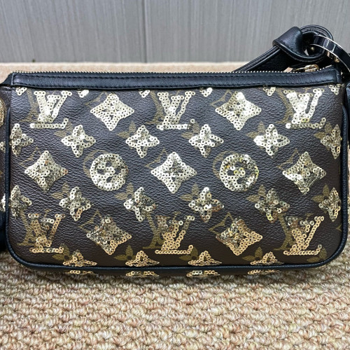 Louis Vuitton Pochette Accessories 22 Monogram Sequin Brown