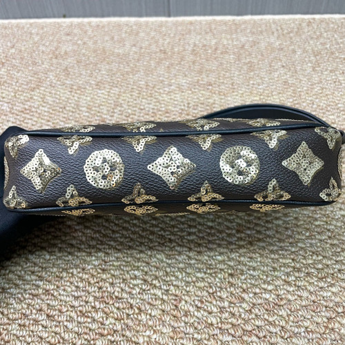 Louis Vuitton Pochette Accessories 22 Monogram Sequin Brown