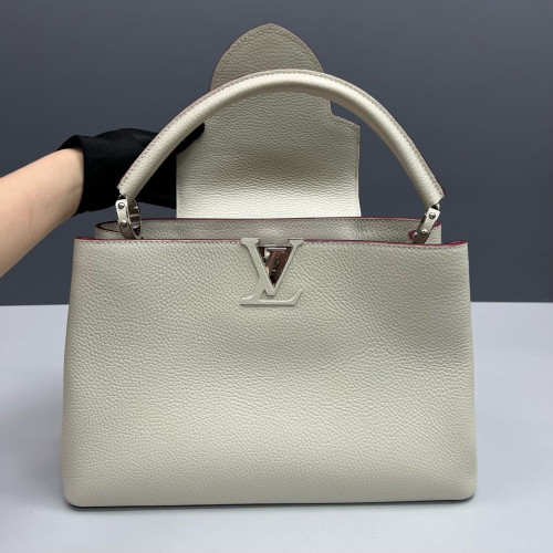 Louis Vuitton Capucines MM Grained Calfskin Ivory