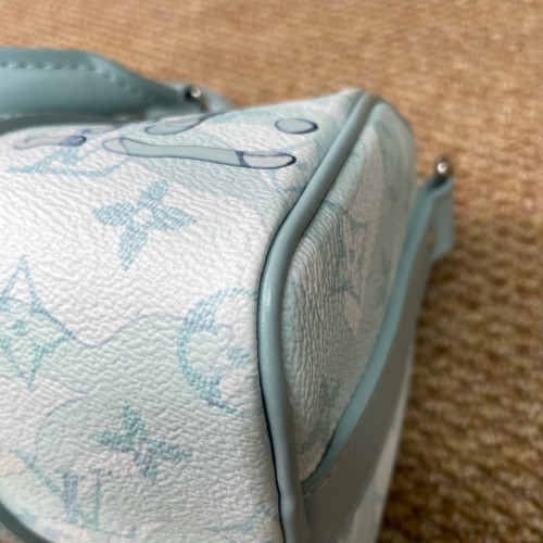Louis Vuitton Keepall Bandouliere 25 Monogram Light Green Louis Vuitton Keepall Bandouliere 25 Monogram Light Green