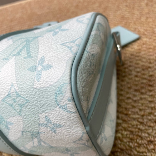Louis Vuitton Keepall Bandouliere 25 Monogram Light Green Louis Vuitton Keepall Bandouliere 25 Monogram Light Green