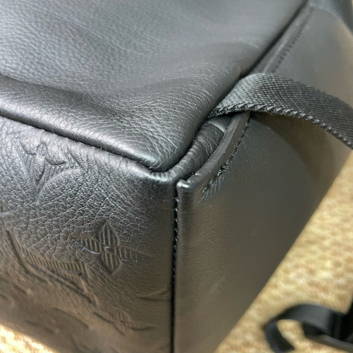 Louis Vuitton Discovery Backpack PM NM Monogram Empreinte Black