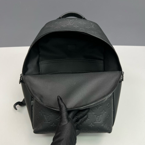 Louis Vuitton Discovery Backpack PM NM Monogram Empreinte Black