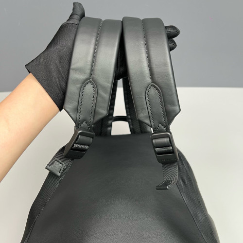 Louis Vuitton Discovery Backpack PM NM Monogram Empreinte Black