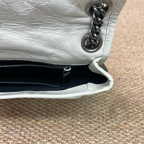 Yves Saint Laurent Medium Niki Chain Pull Up Leather White