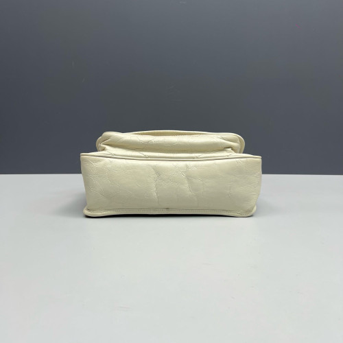 Yves Saint Laurent Medium Niki Chain Pull Up Leather White