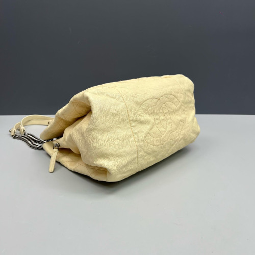 Chanel Quilted Tote Bag Grained Calfskin White