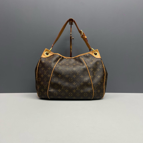 Louis Vuitton Galliera PM Monogram Brown