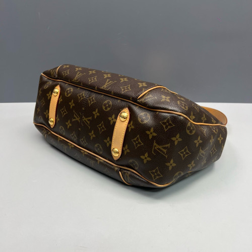 Louis Vuitton Galliera PM Monogram Brown