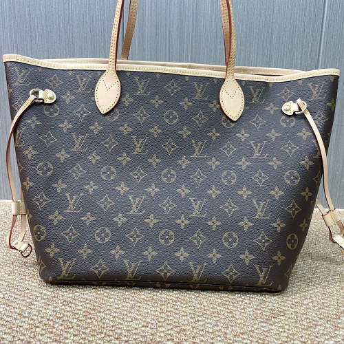 Louis Vuitton Neverfull MM Monogram Brown