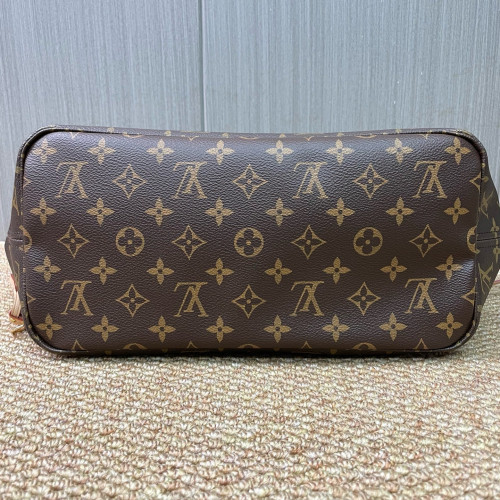 Louis Vuitton Neverfull MM Monogram Brown