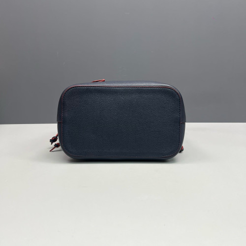 Louis Vuitton Lockme Bucket Cuir Dark Blue